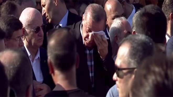 Erdoğan gözyaşlarını tutamadı: Biz bu yolda...
