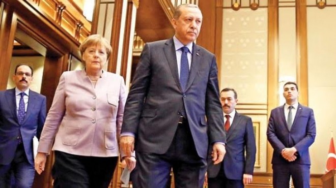 Erdoğan-Merkel zirvesinde havayı geren iki kelime!