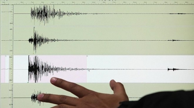 Erzurum da 4,9 büyüklüğünde deprem