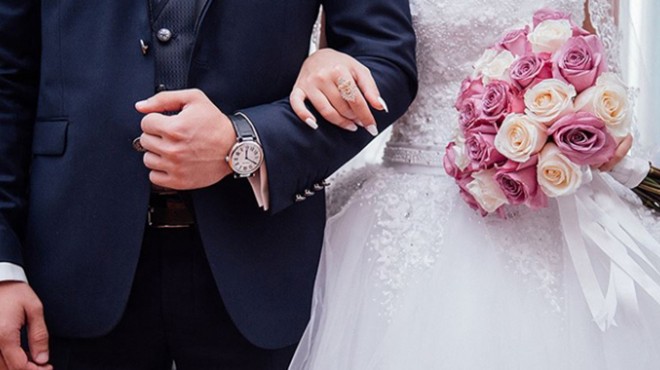 Evleneceklerde yeniden kapanma endişesi…Düğün sezonu nasıl geçti?
