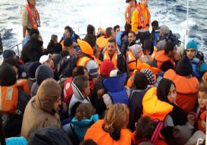 İzmir sularında 3 günde bin 361 mülteci!