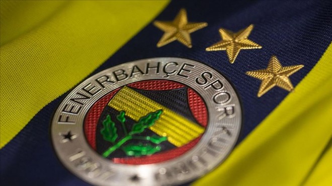 Fenerbahçe de iki futbolcu kadro dışı bırakıldı