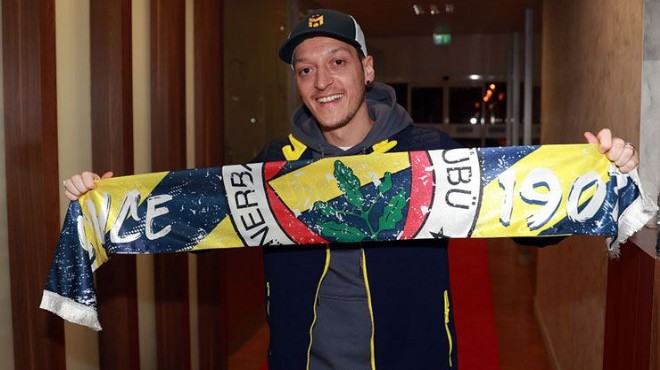 Fenerbahçe Mesut Özil i resmen duyurdu