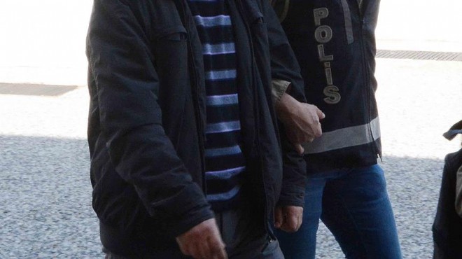 FETÖ elebaşı Gülen in berberi İzmir de tutuklandı