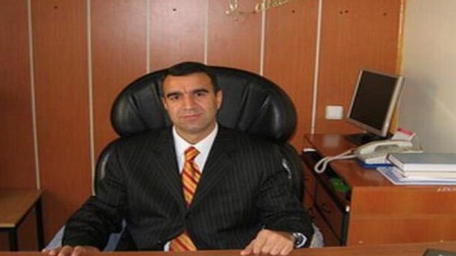 Flaş: İzmir’de eski ilçe milli eğitim müdürüne gözaltı