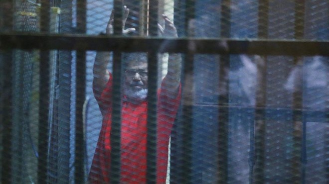 Flaş! Mursi nin idam cezası iptal edildi