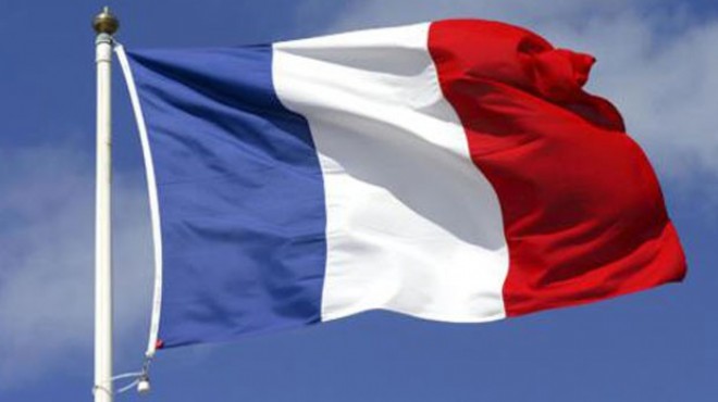 Fransa 3 büyük şehirde resepsiyonlarını iptal etti!