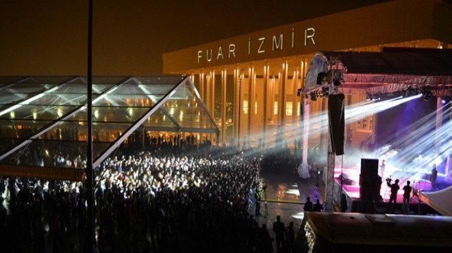 Fuar İzmir’de ‘8 arena’lı voleybol şöleni!