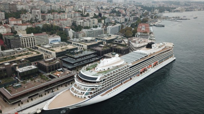 Galataport İstanbul a 2. gemi yanaştı