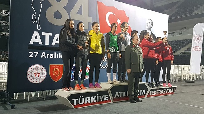 Gaziemir’in altın atletleri Türkiye şampiyonu