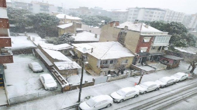 Görüntü Bergama dan! (İzmir de nereler kar yağacak?)