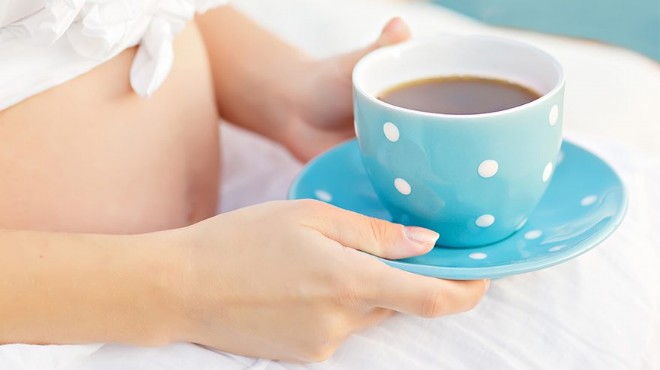 Günde bir fincan kahve ölü doğum riskini artırıyor