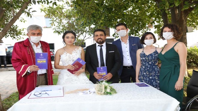 Güzelbahçe Belediyesi nden evlenen çiftlere  İstanbul Sözleşmesi 