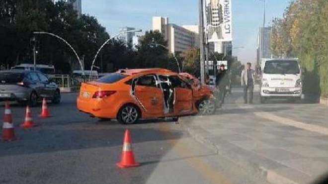 HDP li vekillerin aracı ile taksi çarpıştı: 1 ölü, 3 yaralı