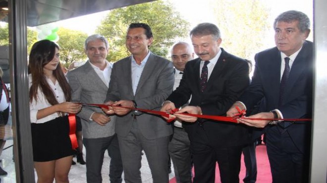 İklimsa nın yeni konsept showroomu İzmir de açıldı