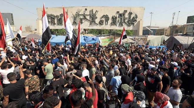 Irak ta maaş alamayan memurlar greve gitti