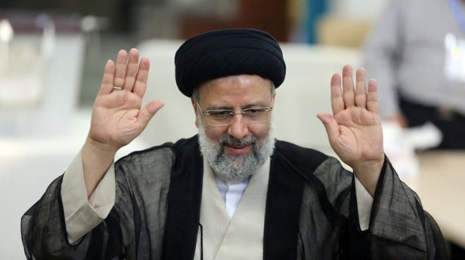 İran ın yeni cumhurbaşkanı İbrahim Reisi oldu