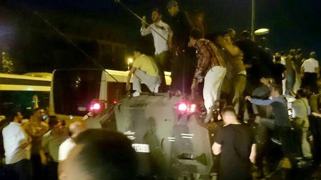 İstanbul Valiliği ni basan FETÖ cü askerlere istenen ceza belli oldu