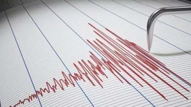 İtalya da 5,7 büyüklüğünde deprem