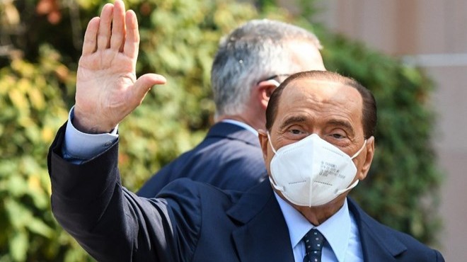 İtalya eski Başbakanı Silvio Berlusconi hastaneye kaldırıldı