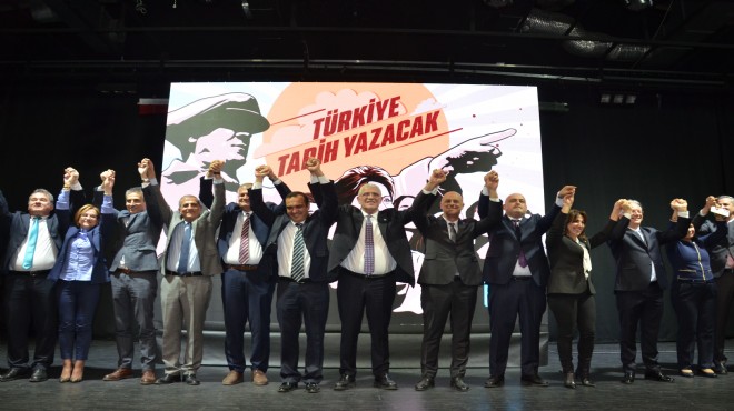 İYİ Parti adayları vitrinde… İzmir’de anahtarı teslim almaya geldik!