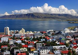 İzlanda Müslümanları ikiye böldü: 22 saat oruç tutulur mu?