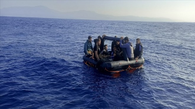 İzmir açıklarında 96 düzensiz göçmen kurtarıldı