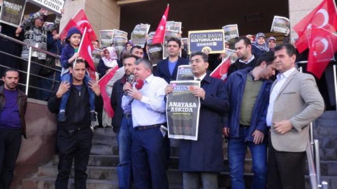 İzmir adliyesi önünde Zaman a kayyum protestosu