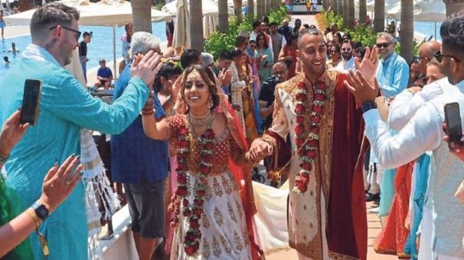 İzmir de 10 milyon liralık Hint düğünü