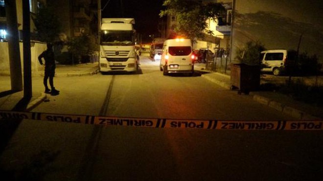 İzmir de aile çatışması: 4 yaralı!