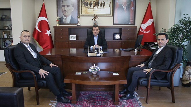 İzmir de AK Partili başkana MHP li yardımcı