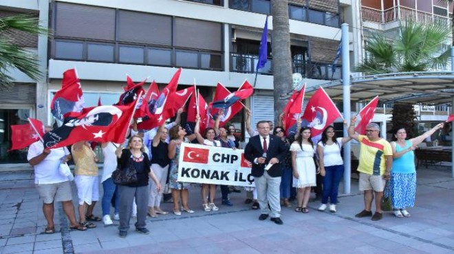 İzmir de CHP lilerden Ege Adaları tepkisi