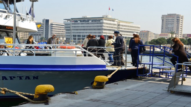 İzmir’de deniz ulaşımına yoğun ilgi