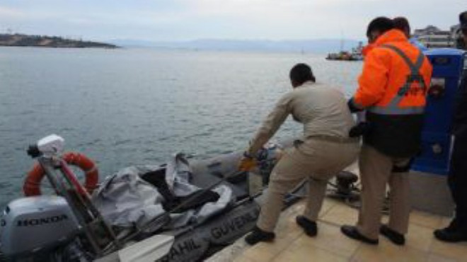 İzmir de denizde bir mültecinin cesedi bulundu