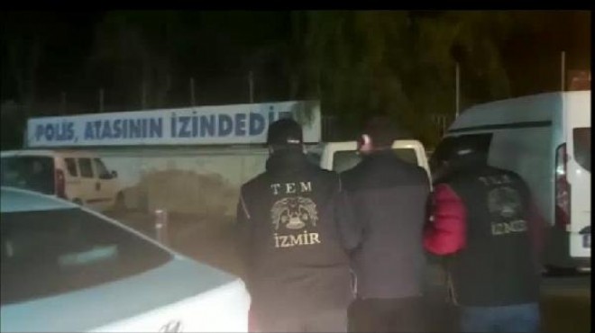 İzmir de dev FETÖ operasyonu: Çoğu asker 238 gözaltı!