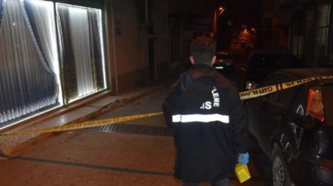 İzmir de döner bıçaklı saldırgan polisi yaraladı!