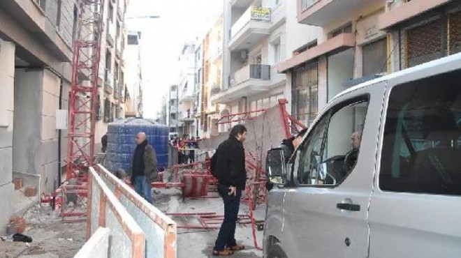 İzmir de feci iş kazası: Büyük gürültüyle çöktü!