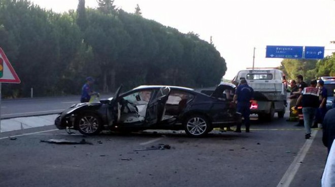 İzmir de feci kaza: Son yolculukları oldu...