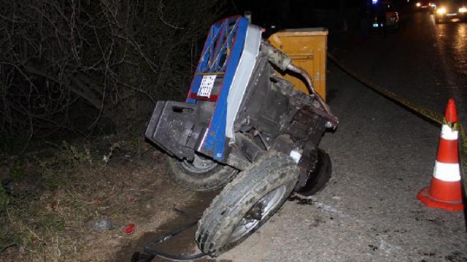 İzmir de feci kaza: Traktör ikiye ayrıldı!