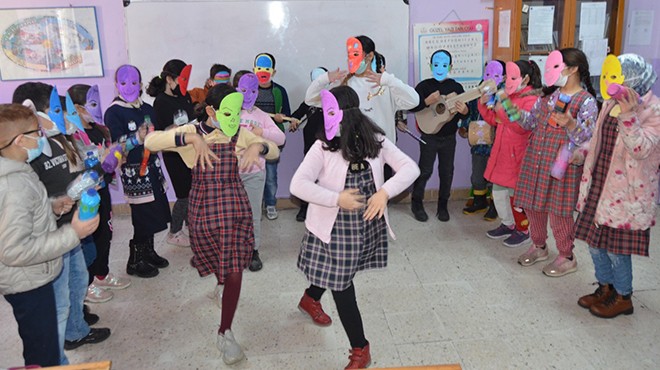 İzmir de ilkokul çocuklarına  istismar  farkındalığı