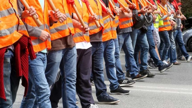 İzmir de işçilerin sendika üyeliği nedeniyle istifaya zorlandığı iddiası!