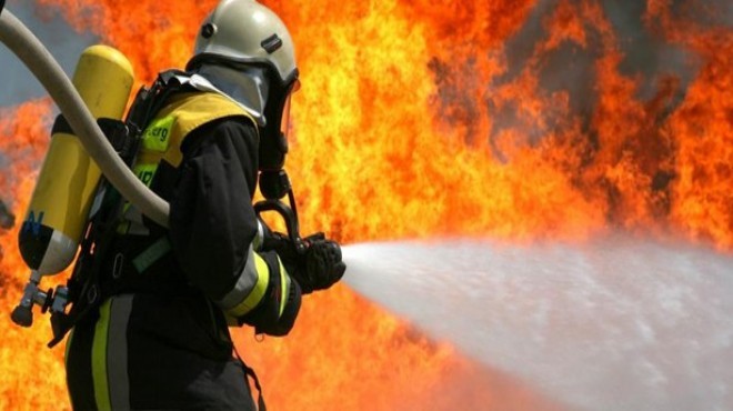 İzmir de korkutan yangın: Orman küle döndü!