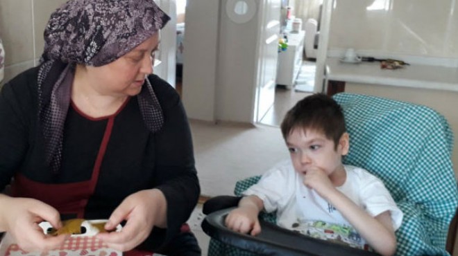 İzmir de oğlunun tedavisi için yaprak saran anneye Afrin deki askerden destek