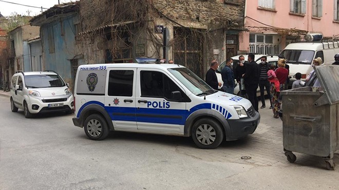 İzmir de pazar yankesicileri yakalandı!
