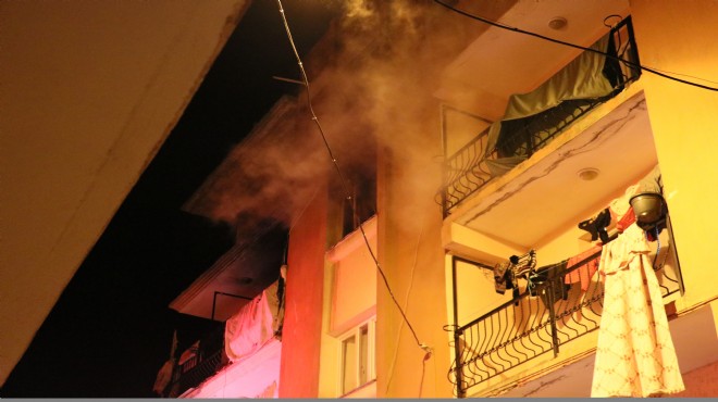 İzmir de prize takılı şarj aleti yangın çıkardı