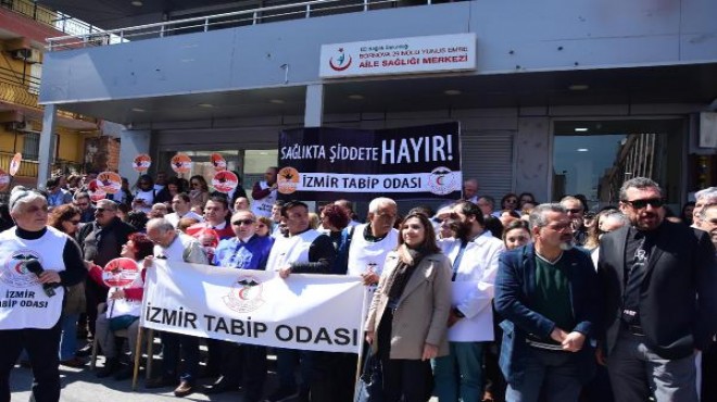 İzmir de  sağlıkta şiddete  protesto