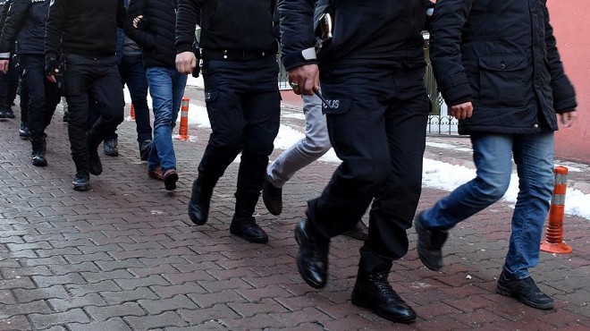 İzmir de  Akbaba  operasyonu...  Aile tipi mafya ya 18 gözaltı!