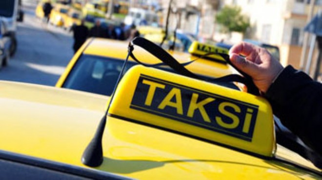 İzmir de taksiciyi defalarca bıçaklamıştı: Cep telefonunu kullanınca...