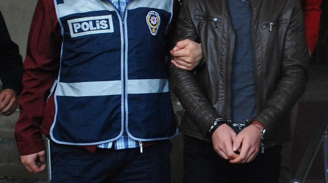 İzmir’de terör operasyonu: Evden cephanelik çıktı!