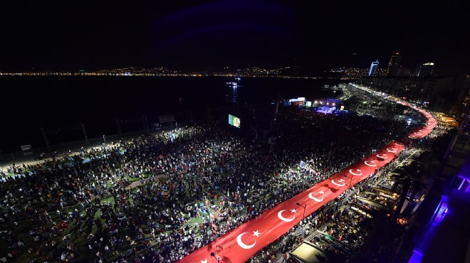 İzmir de üç gün üç gece bayram kutlaması